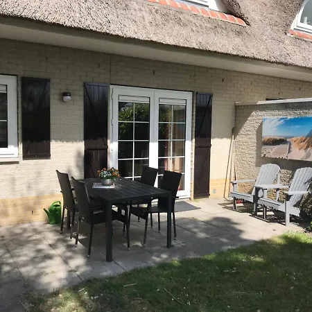 Holiday Beach House Hellevoetsluis Exterior photo